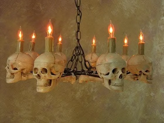 "Wagon Wheel Skull Chandelier" Haunted House Lighting - Image 5